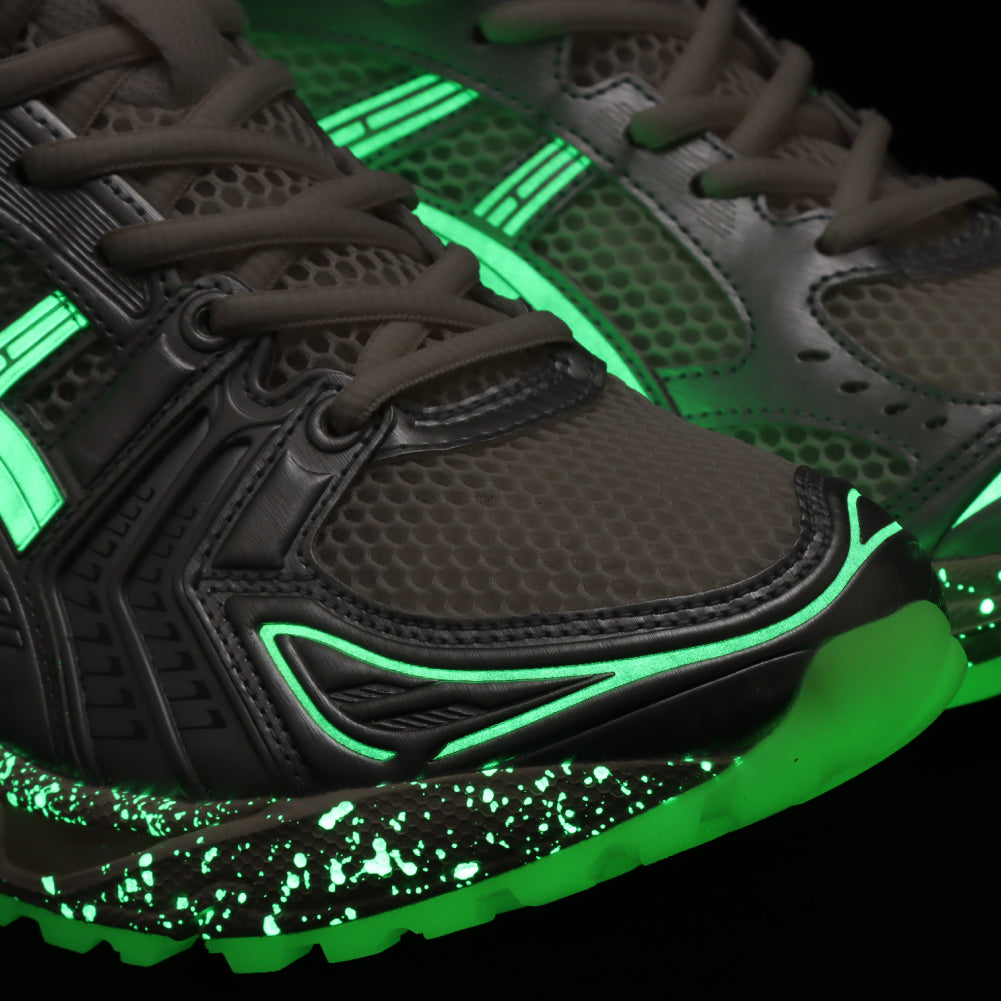 ASICS x atmos GEL-KAYANO 14 "Yakoutake"