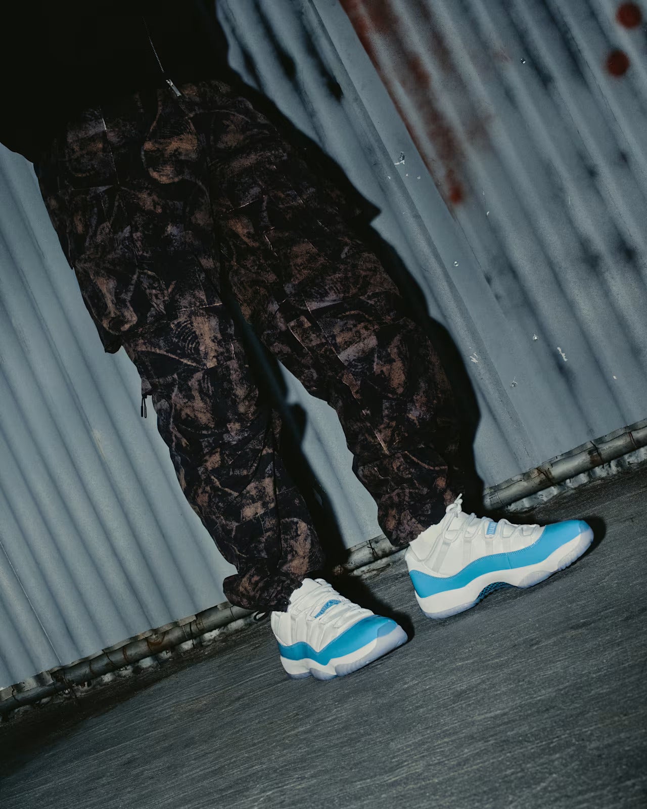 Air Jordan 11 Retro Low "University Blue"