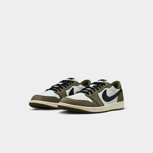 Air Jordan 1 Retro Low OG "Medium Olive"