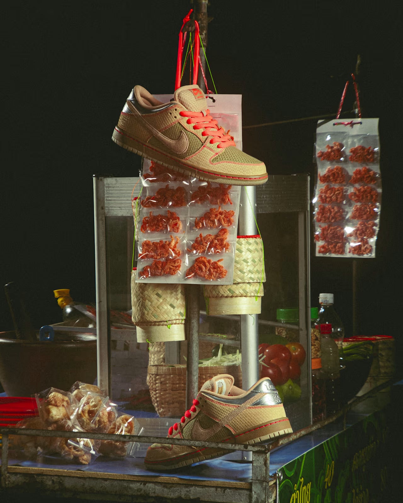 Nike SB Dunk Low "Songkran"