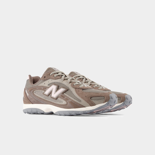 New Balance 204L