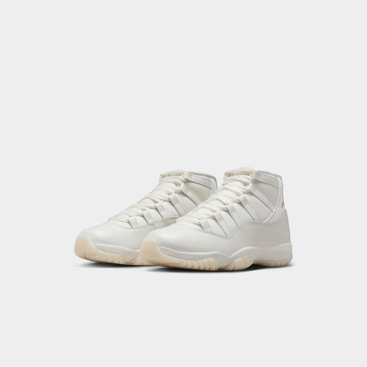 Air Jordan 11 Retro "Pearl" (W)