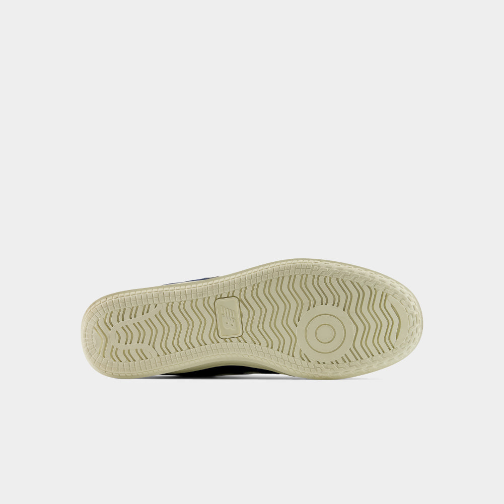 New Balance T500