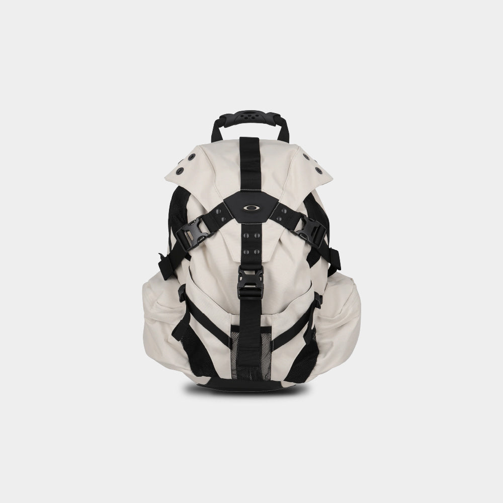 Oakley Icon RC Backpack – atmos Kuala Lumpur
