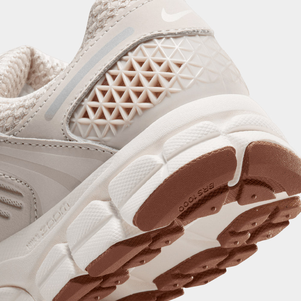 Nike Zoom Vomero 5 (W)