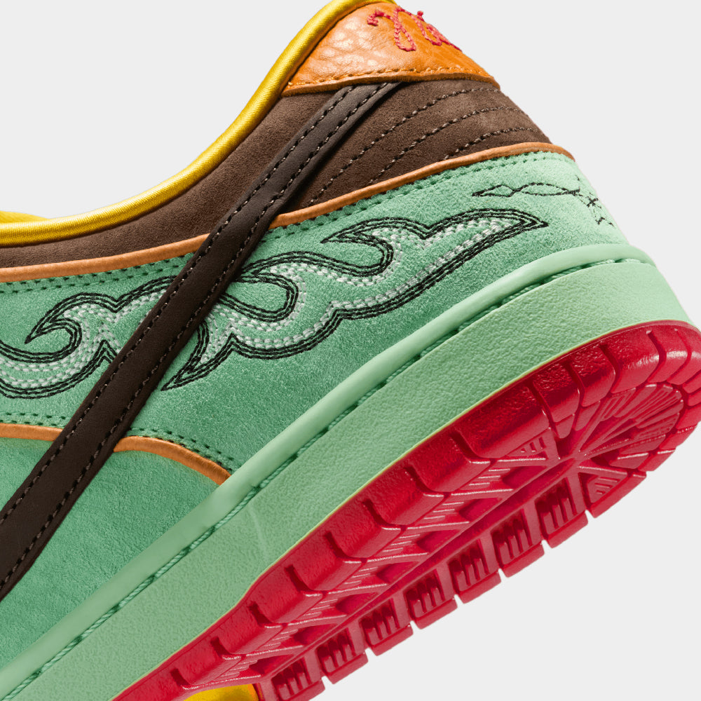 Nike SB Dunk Low Pro "Tourmaline"