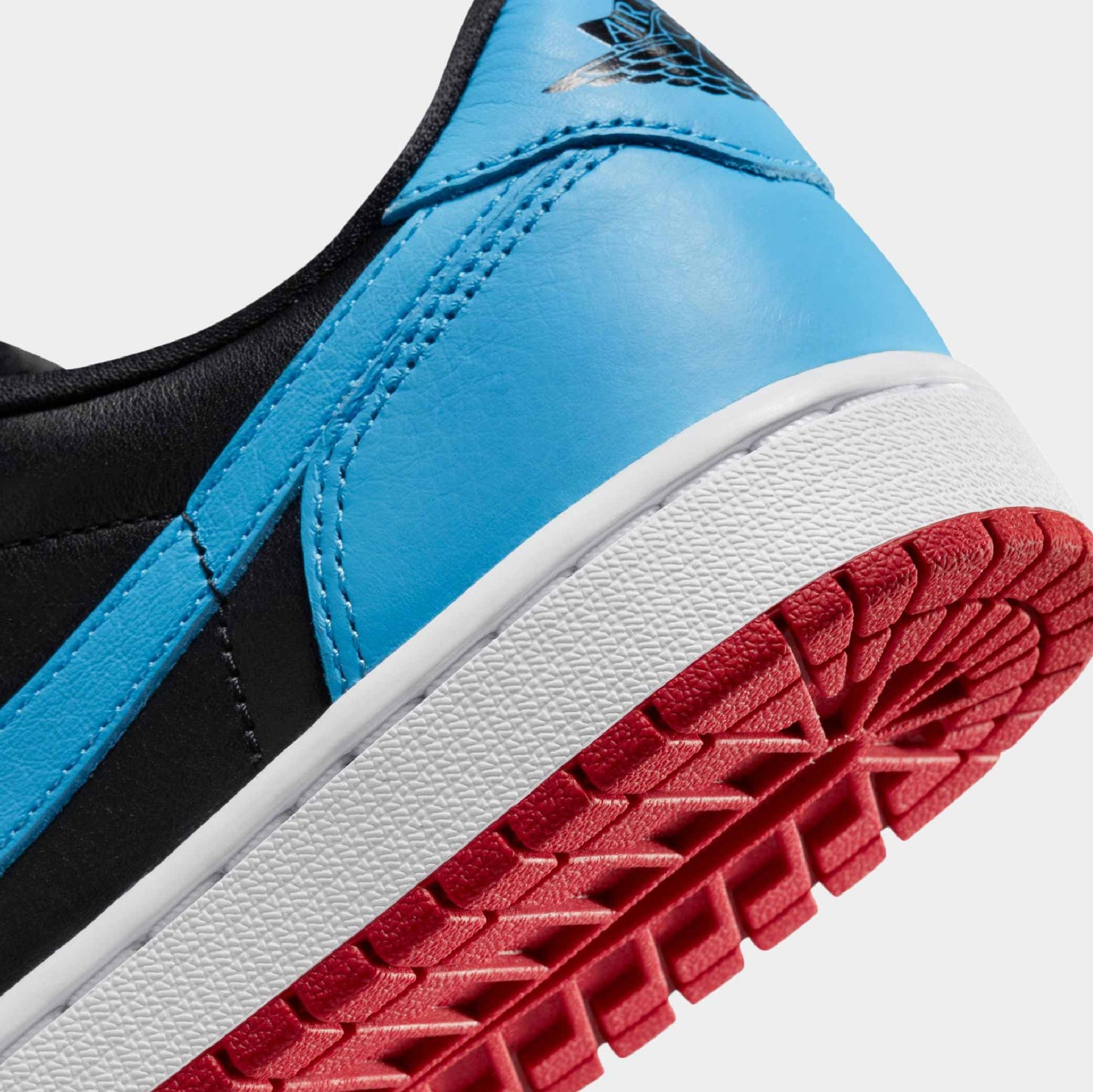 Air Jordan 1 Low OG "UNC to Chicago" (W)
