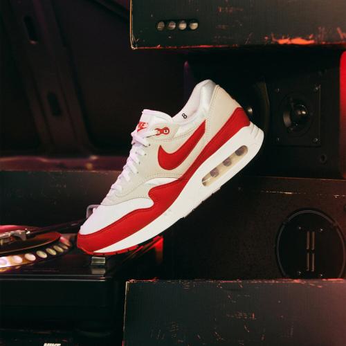CELEBRATING AIR MAX DAY 2023 – 26.03  FOREVER FAVOURITE. REMIXED.