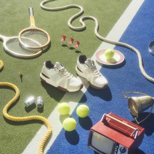 Collaboration between Swiss sports brand On and atmos Limited edition "THE ROGER Clubhouse Pro atmos"