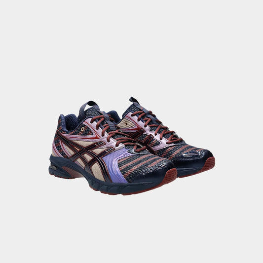 ASICS UB9-S Gel-DS Trainer 14