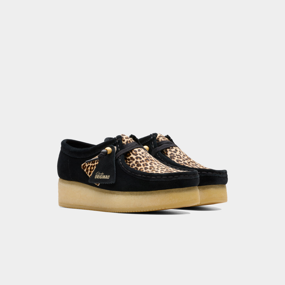 Clarks Originals x Tokyo Wallacraft Bee – Classic & Stylish