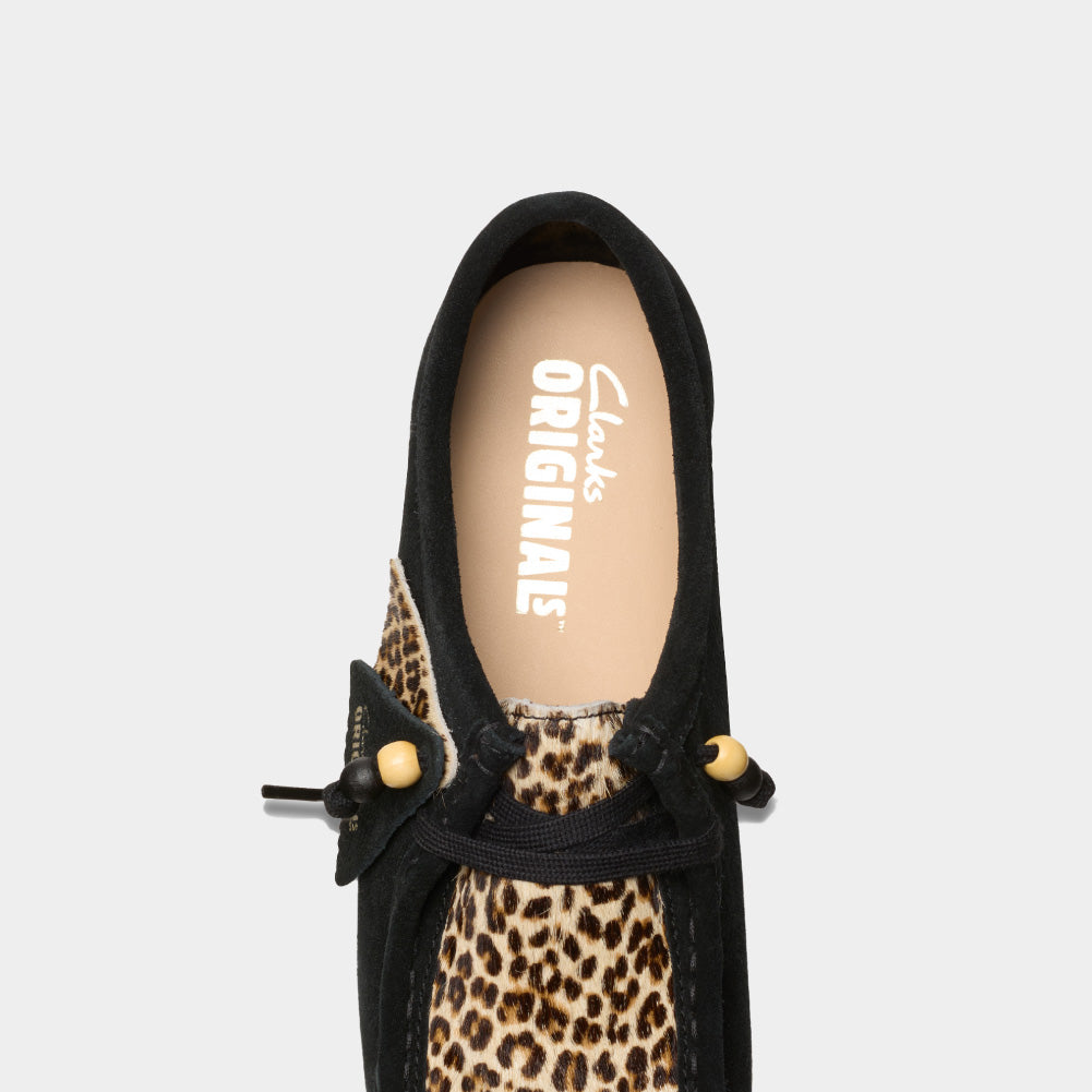 Clarks Originals x Tokyo Wallacraft Bee – Classic & Stylish
