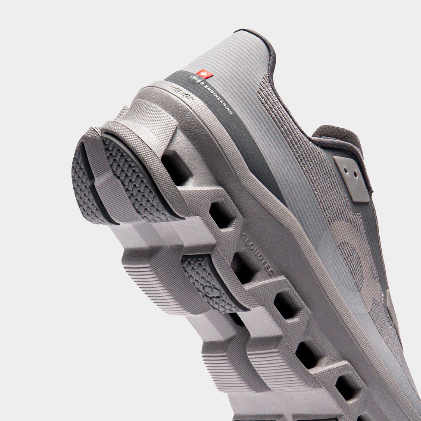 On Running Cloudmonster Void