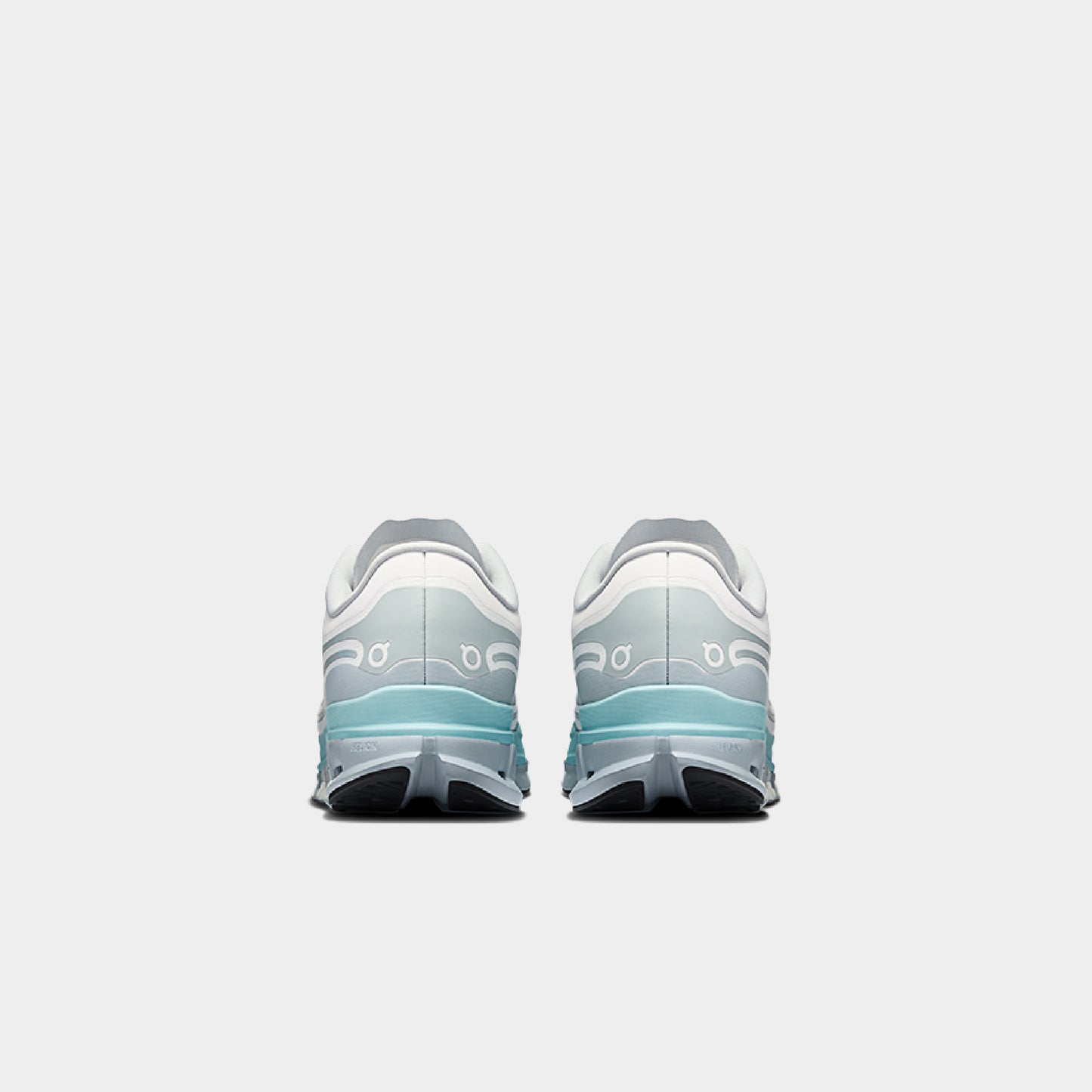 On Running x IKON Cloudflow 5 AD