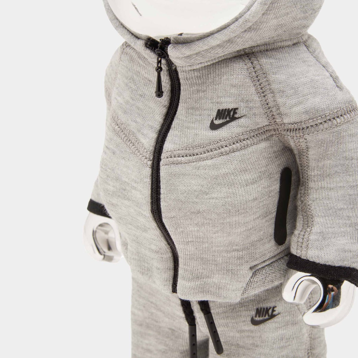 Medicom Be@rbrick Nike Tech Fleece N98 100% & 400%