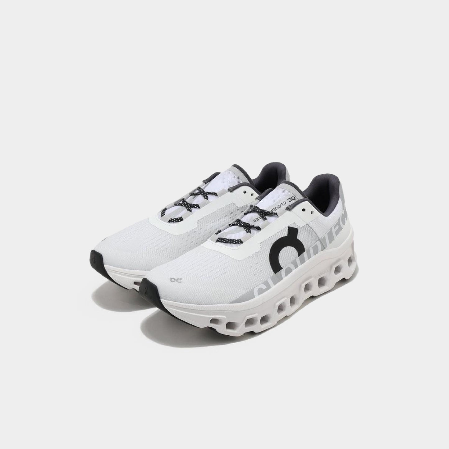 On Running Cloudmonster (W)