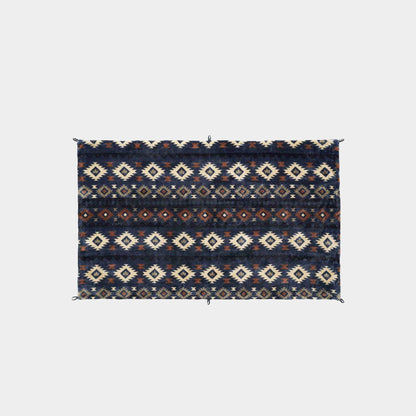 Logos Boa & Fleece Cushion Blanket