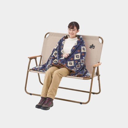 Logos Boa & Fleece Cushion Blanket