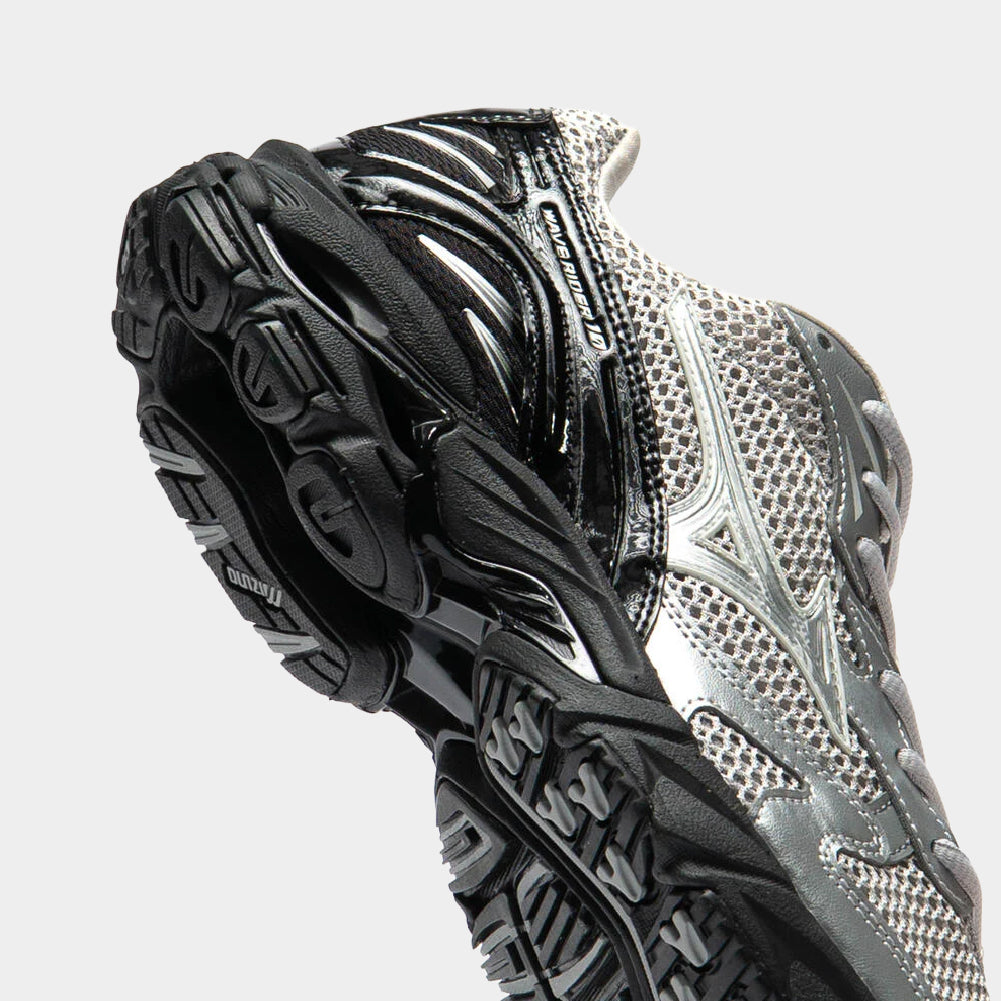 Mizuno Wave Rider 10