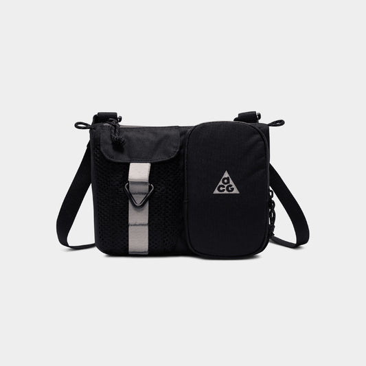 Nike ACG "DAYMAX" Crossbody Bag