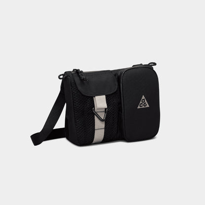 Nike ACG "DAYMAX" Crossbody Bag