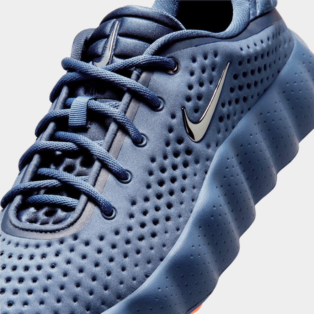 Nike Mind 002