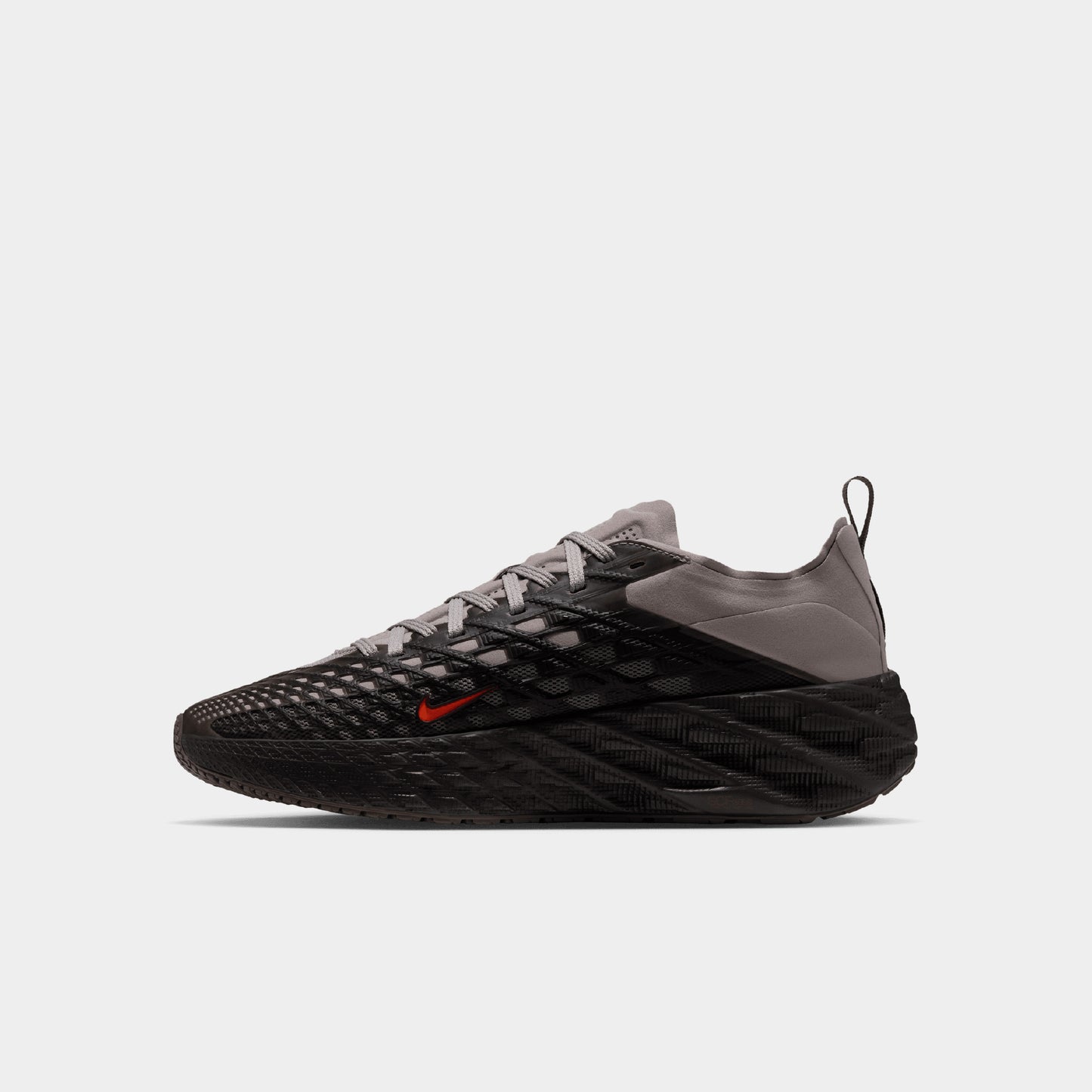 Nike Ava Edge