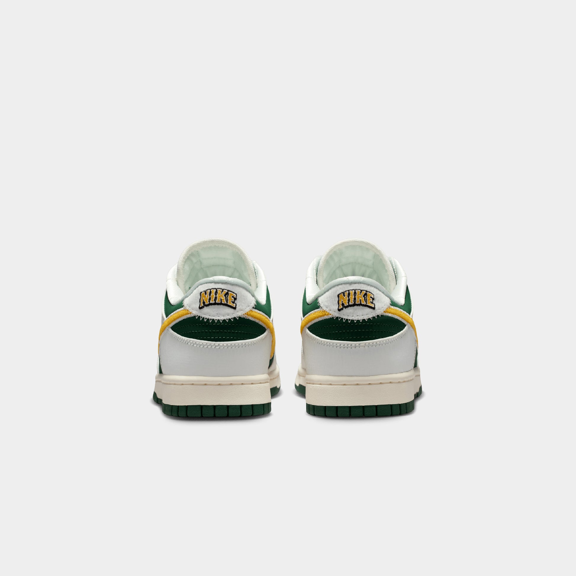Nike Dunk Low Retro