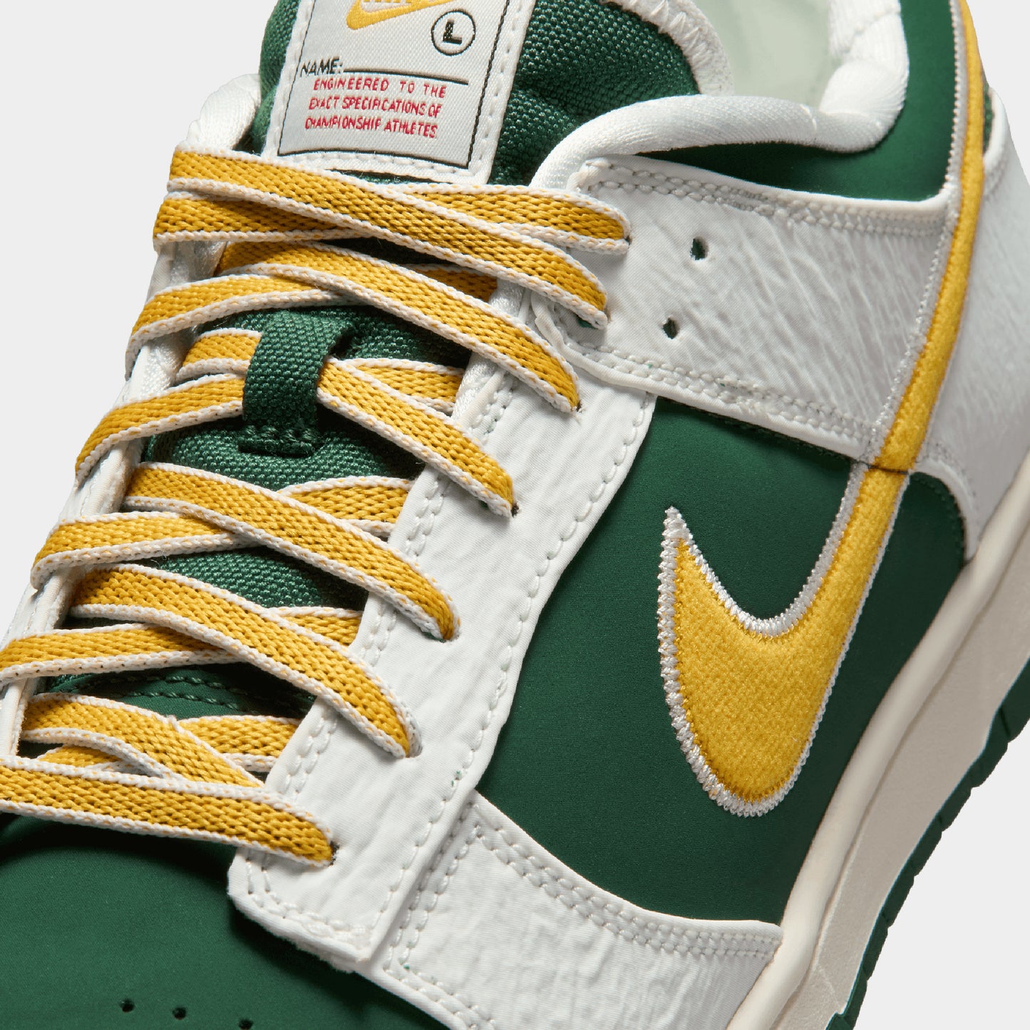 Nike Dunk Low Retro