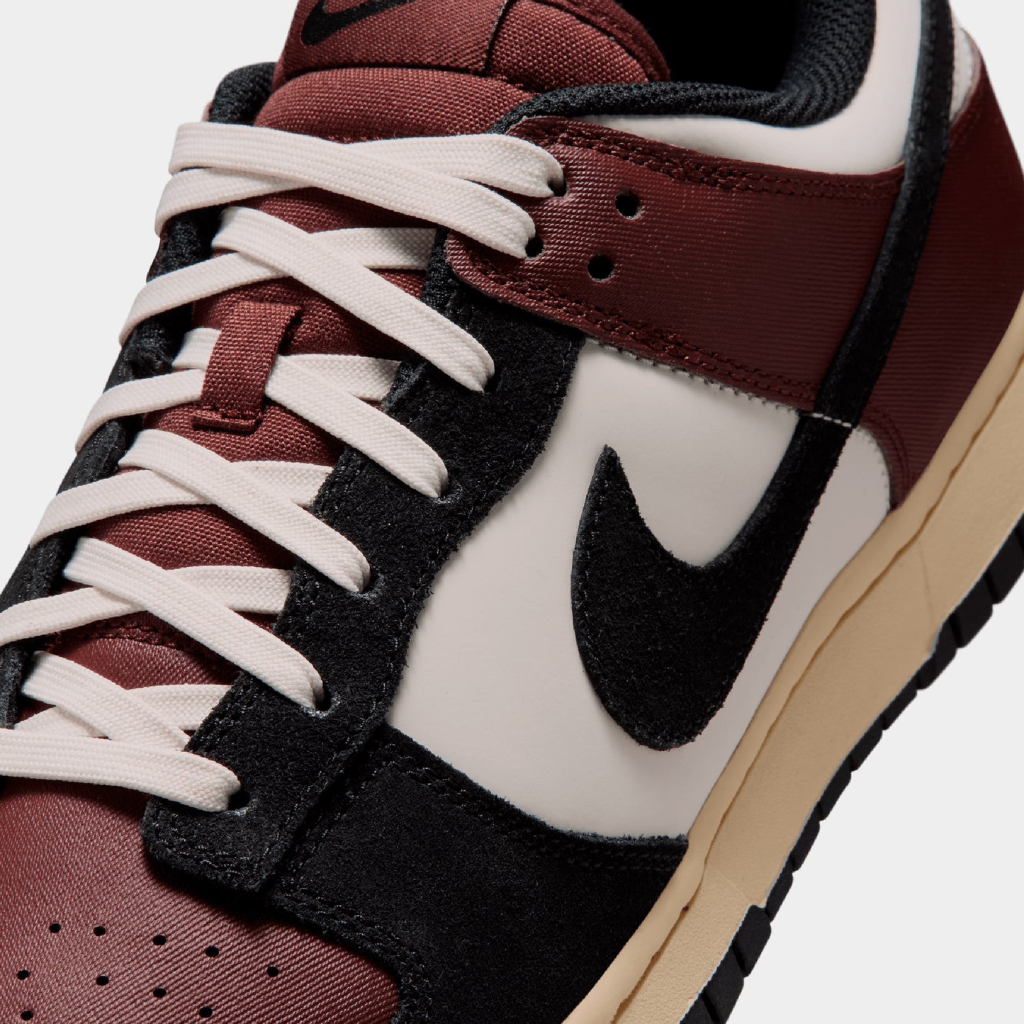 Nike Dunk Low Retro