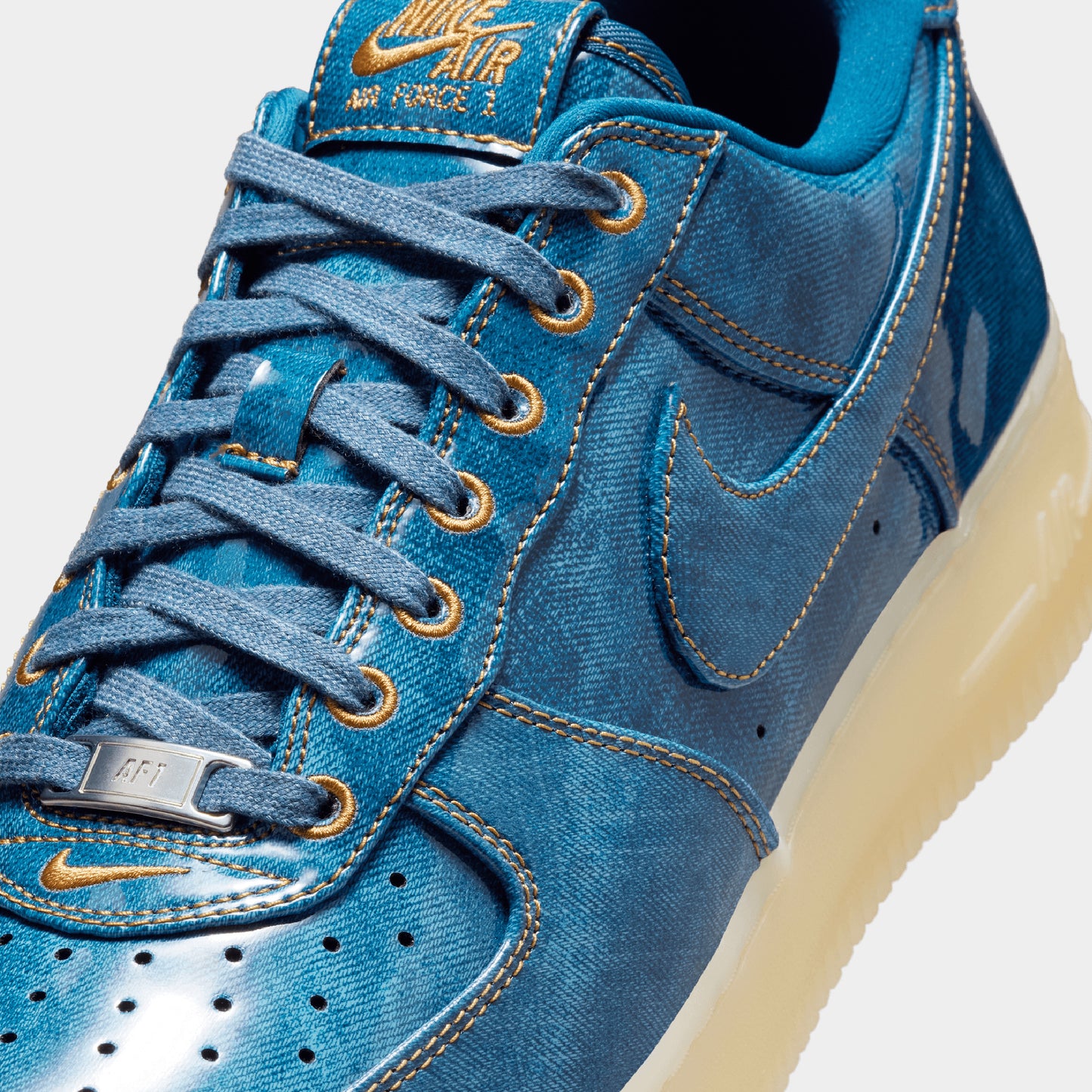 Nike Air Force 1 Retro