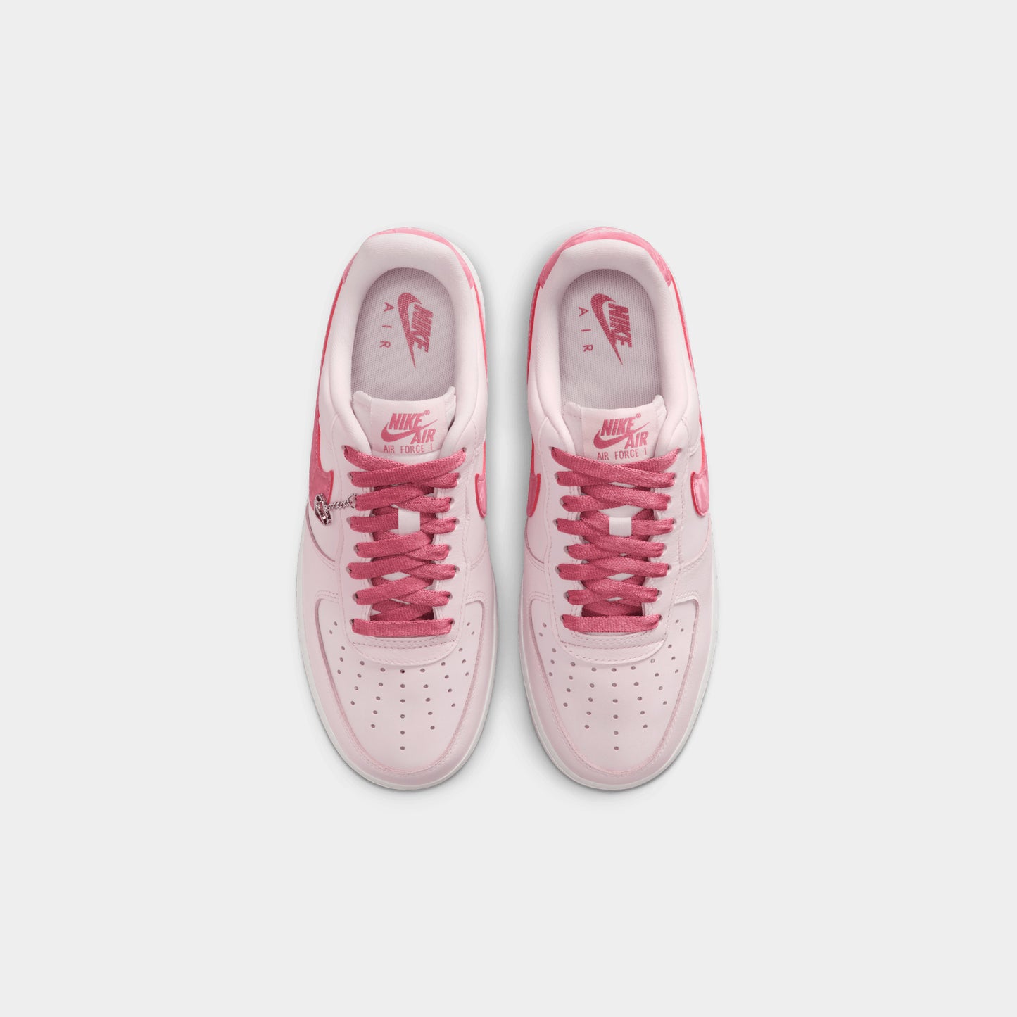 Nike Air Force 1 '07 "Valentine's Day" (W)