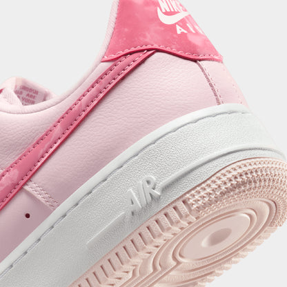Nike Air Force 1 '07 "Valentine's Day" (W)