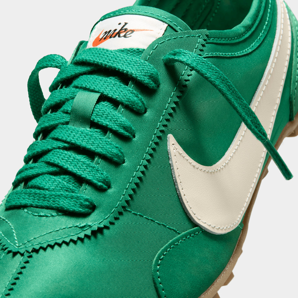 Nike Moon OG (W)