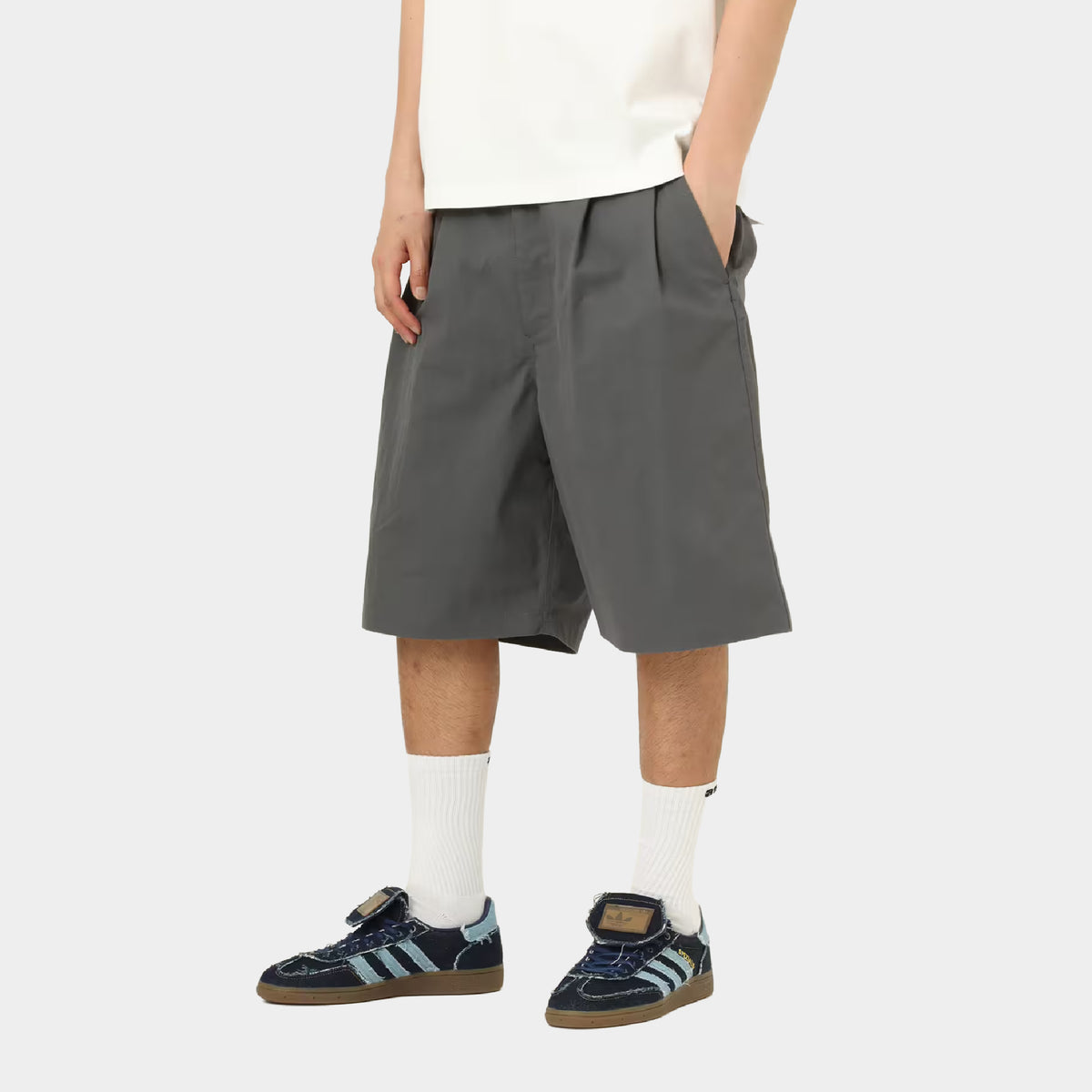 atmos 2-Tuck Baggy Shorts