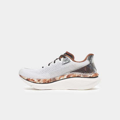 Saucony Endorphin Azura "Space Cowboy"