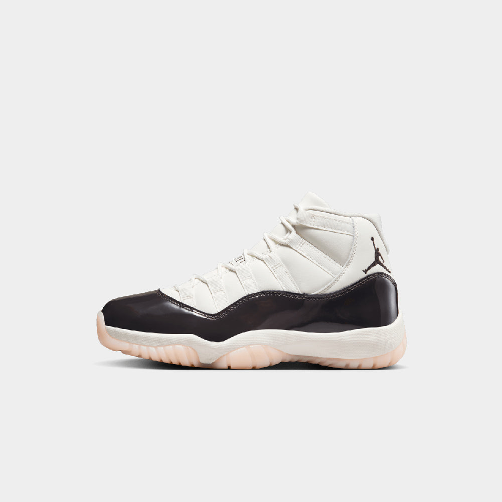 Air Jordan 11 Retro "Neapolitan" (W)