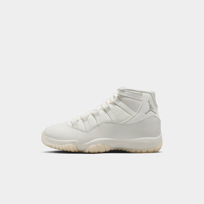 Air Jordan 11 Retro "Pearl" (W)