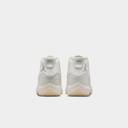 Air Jordan 11 Retro "Pearl" (W)