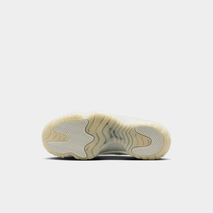 Air Jordan 11 Retro "Pearl" (W)