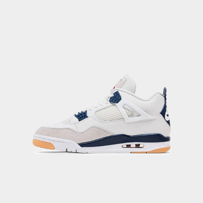 Nike SB x Air Jordan 4 Retro "Navy"