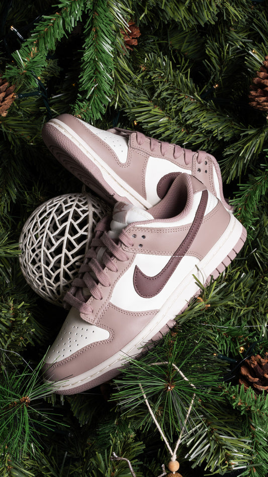 Nike Dunk Low "Diffused Taupe" (W)