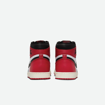 Air Jordan 1 Retro High OG "Black Toe"