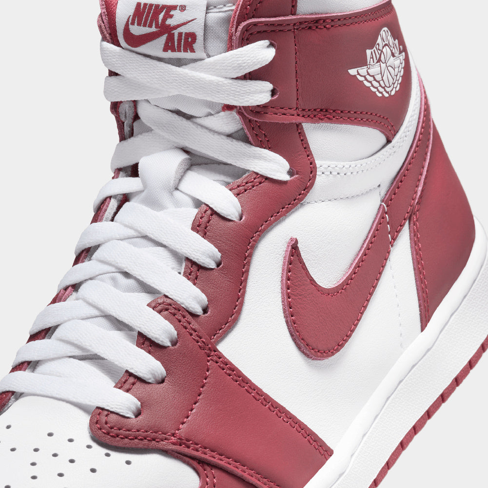 Air Jordan 1 Retro High OG "Artisanal Red"