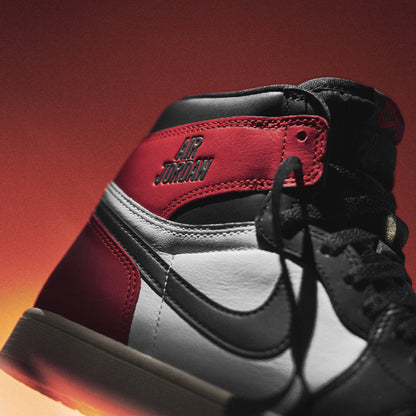 Air Jordan 1 Retro High OG "Black Toe" (GS)