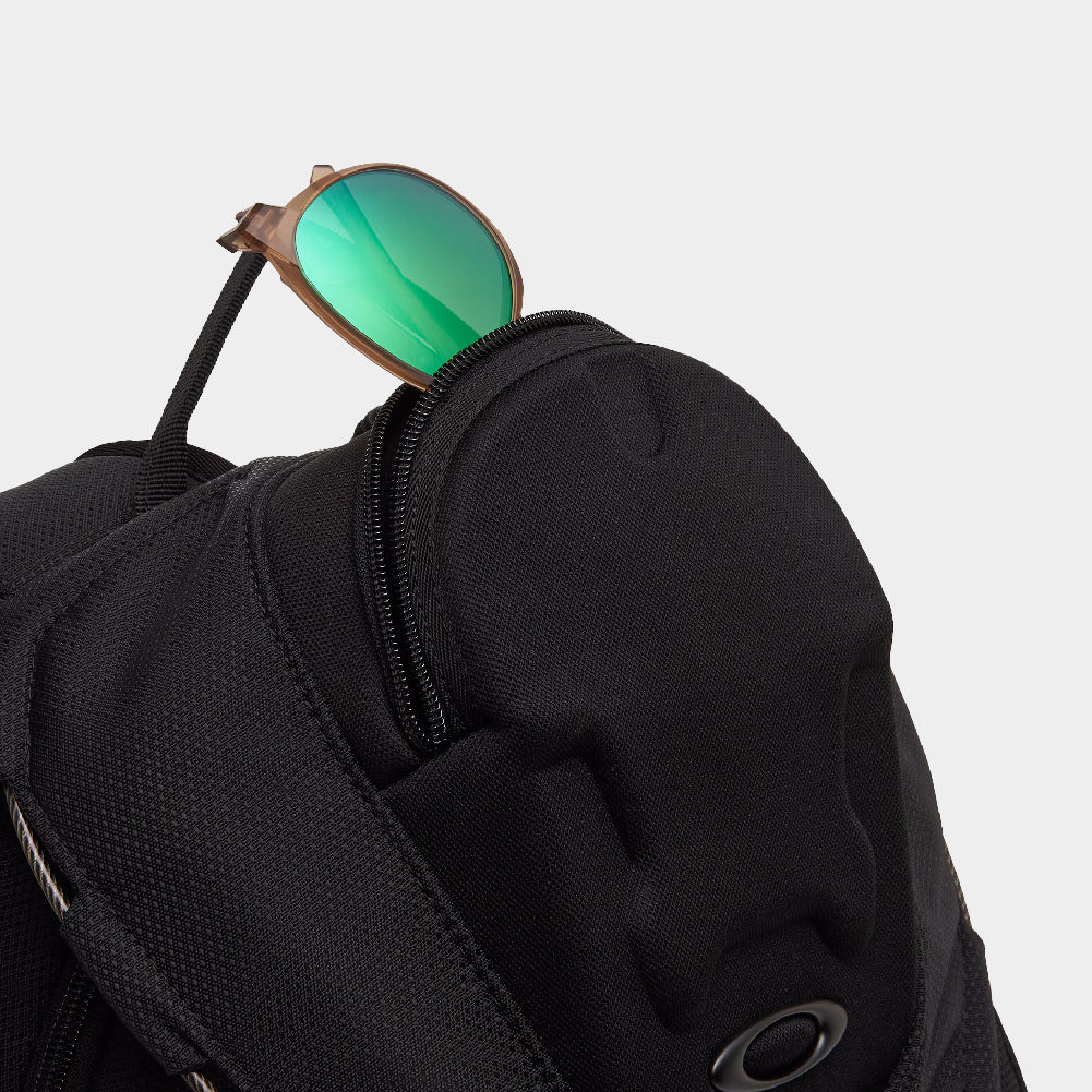 Oakley Bathroom Sink RC Backpack