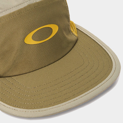 Oakley Latitude Arc Cap atmos Kuala Lumpur