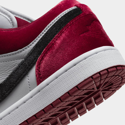 Air Jordan 1 Low SE (W)
