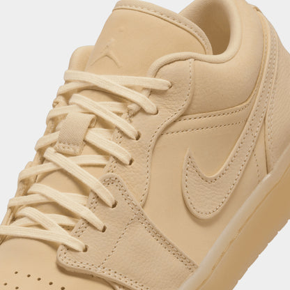 Air Jordan 1 Low SE (W)
