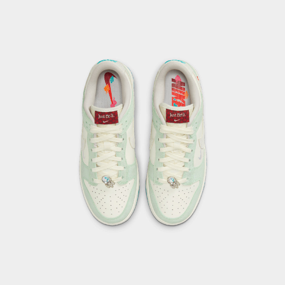 Nike Dunk Low LX (W)